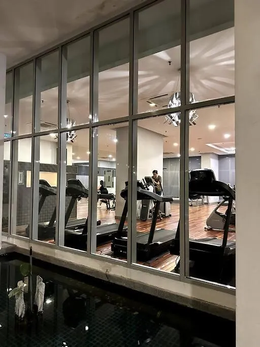 Apartment Regalia Klcc View By Ucare Suites Kuala Lumpur Ma­lay­sia