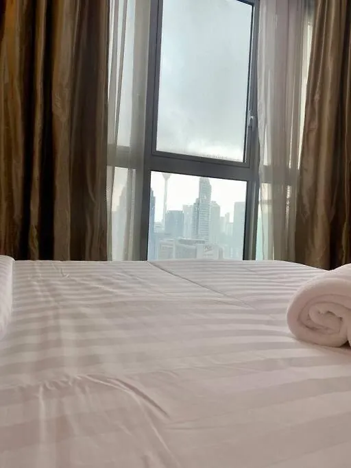 Apartment Regalia Klcc View By Ucare Suites Kuala Lumpur